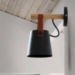 Vägglampa i trä - Bild 5