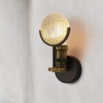 Vägglampa musselskal glas och mäsding