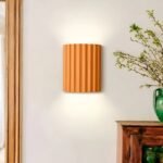 Vägglampa randig design