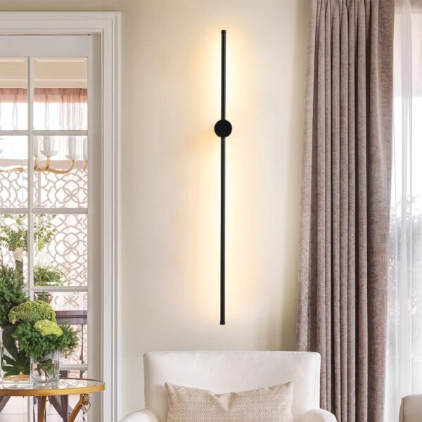 Vägglampa svart mässing