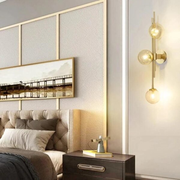 Vägglampa glas mässing