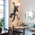 Svart vägglampa inomhus - Bild 2