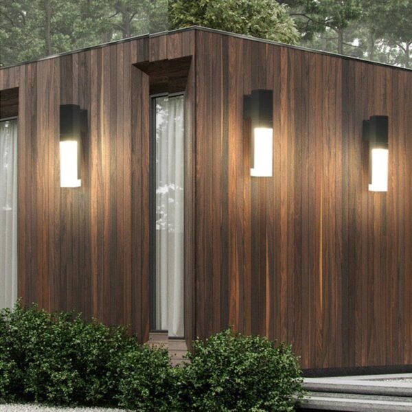 Aj 50 vägglampa utomhus